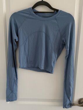 Lululemon Light Blue Long-Sleeve Cropped Seamless Top